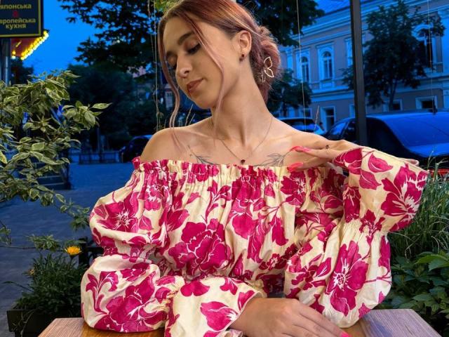 Izida - Live porn &amp; sex cam - 22837201