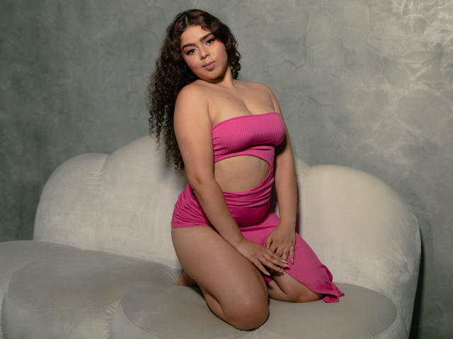 AprilBrunet - Live porn &amp; sex cam - 22839073