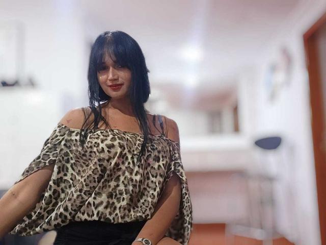 SheWolfSabriina - Camera khiêu dâm &amp; quyến rũ trực tiếp - 22839237