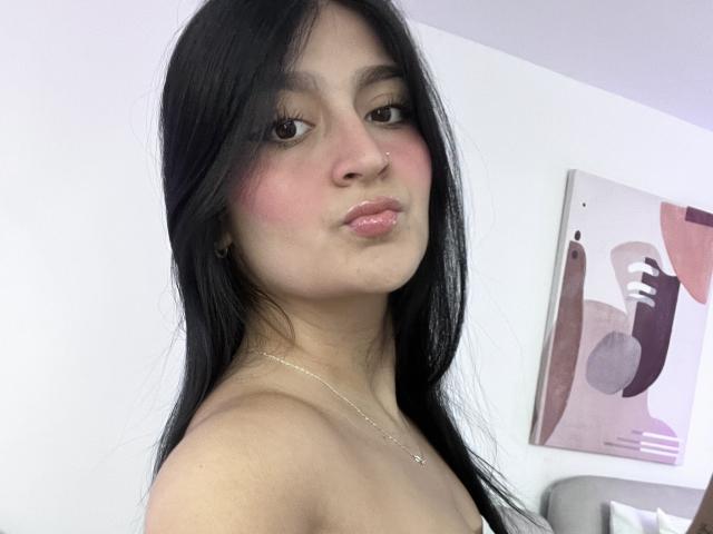 LuisaBlair - Live porn &amp; sex cam - 22840713