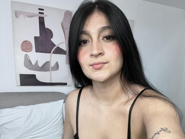 LuisaBlair - Live porn &amp; sex cam - 22840945
