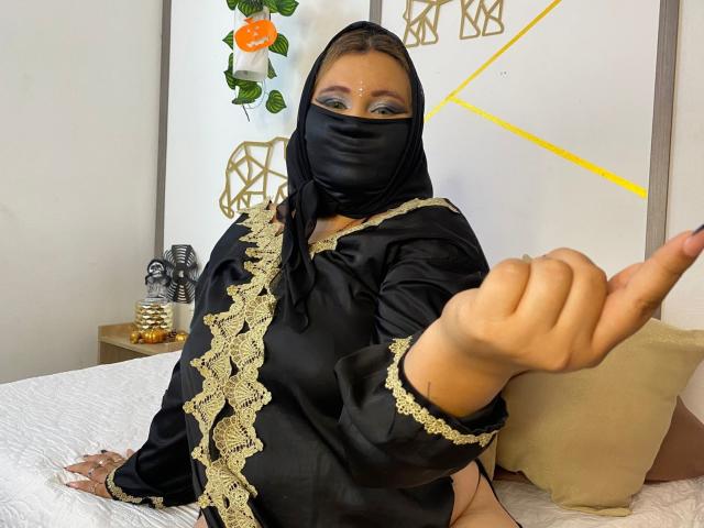 SalmaAzaman - Live porn &amp; sex cam - 22844405