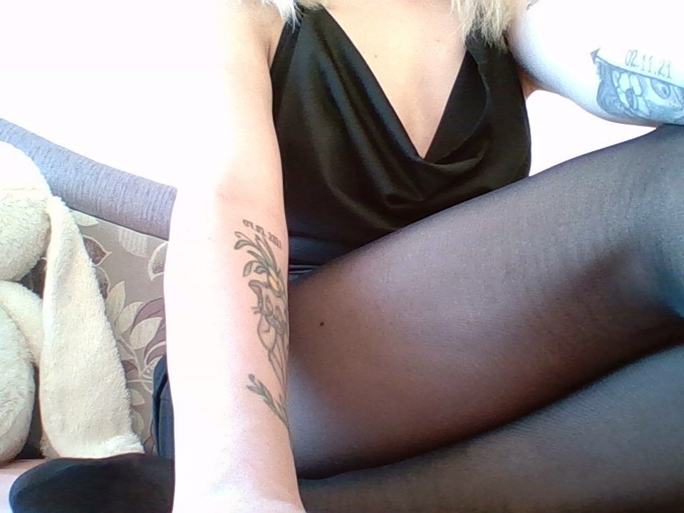 AngeCathy - Sexe cam en vivo - 22853417