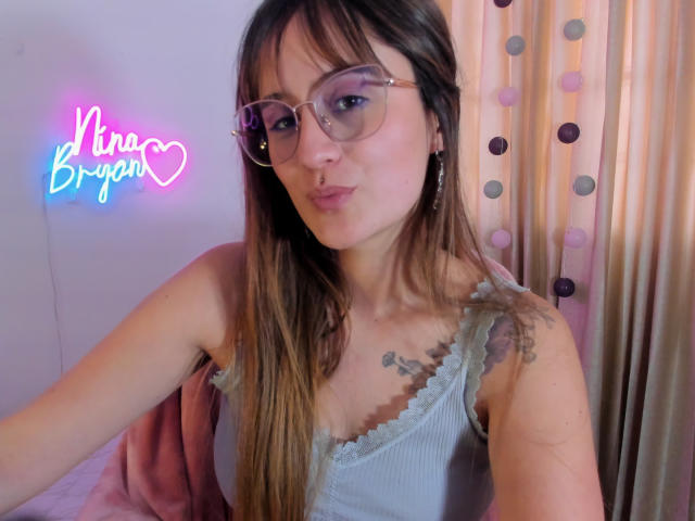 NinaBryons - Live porn &amp; sex cam - 22856445