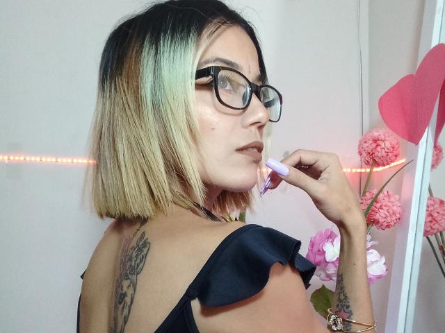 Veroo69 - Live porn &amp; sex cam - 22856457