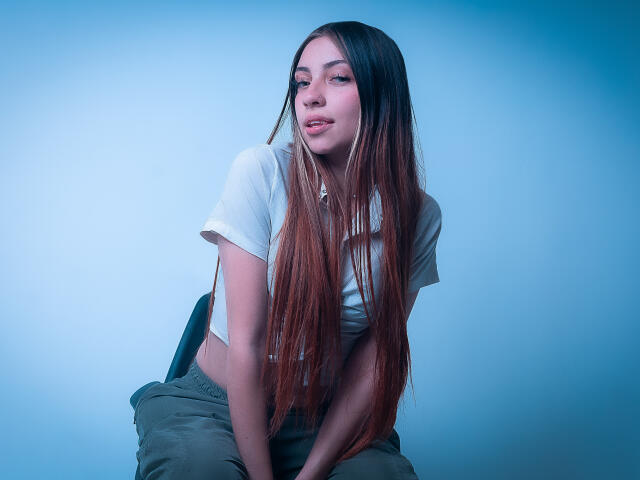 AntonellaFerrara - פורנו בשידור חי ומצלמת סקס - 22858701