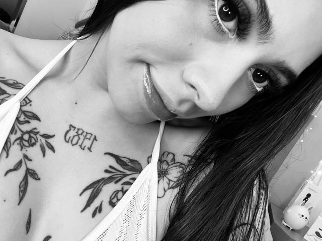 ChanelDeRosee - Live sex cam - 22859077