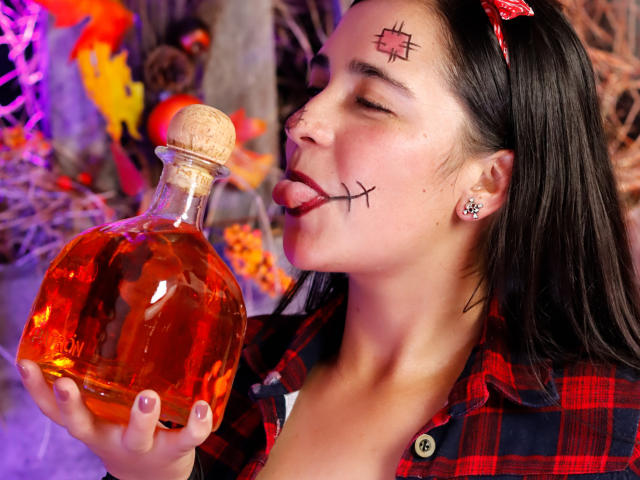 LailaRogerts - ライブポルノ&amp;セックスカム - 22859681