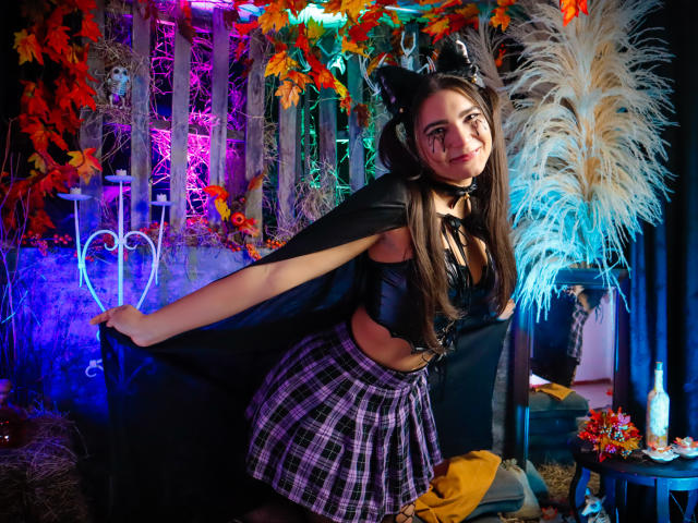 YennyToamson - Live porn &amp; sex cam - 22862057