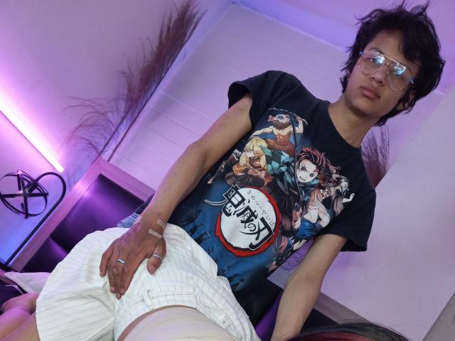 AdeliineStonee - Live porn &amp; sex cam - 22862313
