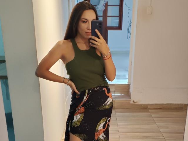 MiaReed - Live porn &amp; sex cam - 22870297