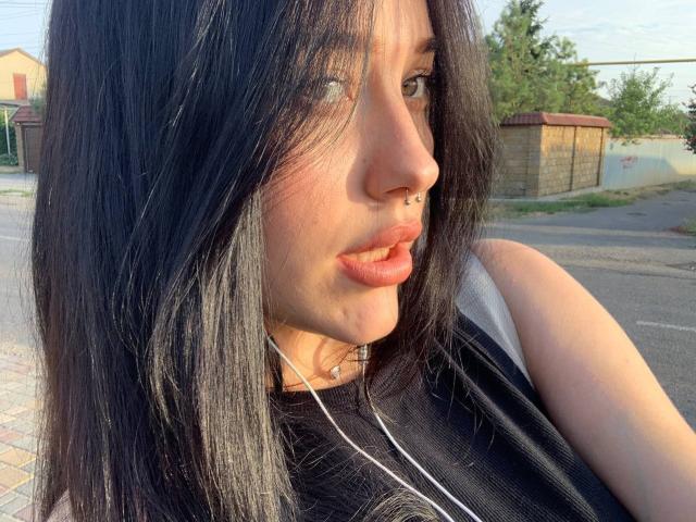 GloriaMisters - Live porn &amp; sex cam - 22870437