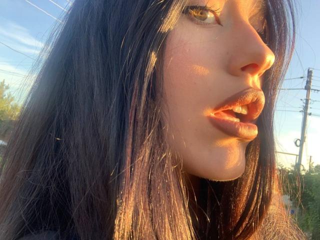 GloriaMisters - Live porn &amp; sex cam - 22870461