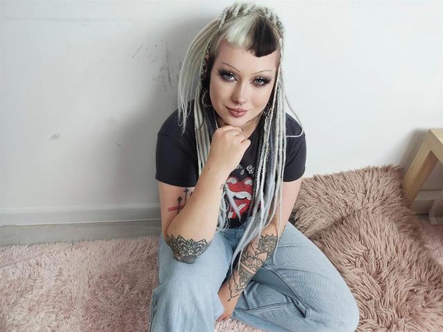 ViviaDominant-hot - Live porn &amp; sex cam - 22871969