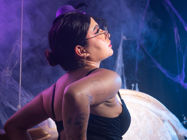 LaraAhB - Live porn &amp; sex cam - 22873369