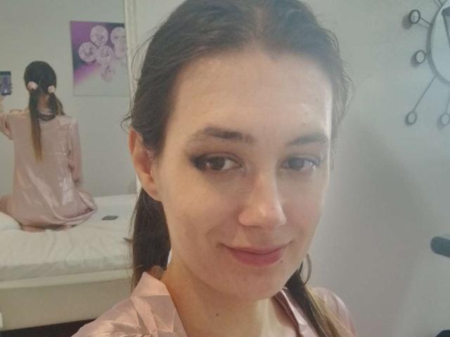 JuliaHuntis - Live porn &amp; sex cam - 22876473