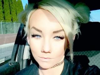 BustinBlonder - Live porn &amp; sex cam - 22879373
