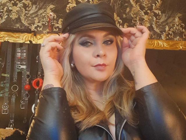 VictoriiaGray - Live sex cam - 22883561