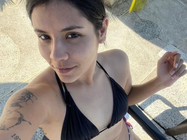 KatyGreyy - Live sex cam - 22885717