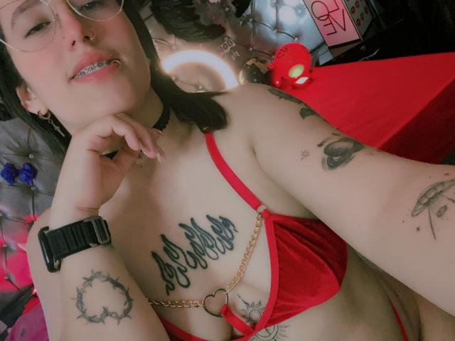 NatalieHarris - Élő pornó és szexkamera - 22889161