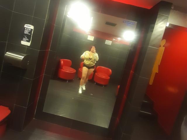 RosseDijon - сексуальная веб-камера в реальном времени - 22889893