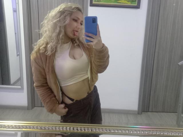 FloraSaenz - 라이브 포르노 &amp; 섹스 캠 - 22896361