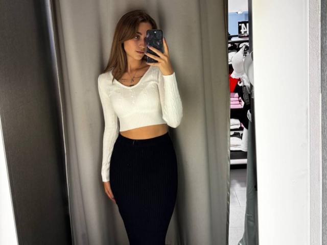 Izida - Live Sex Cam - 22898273