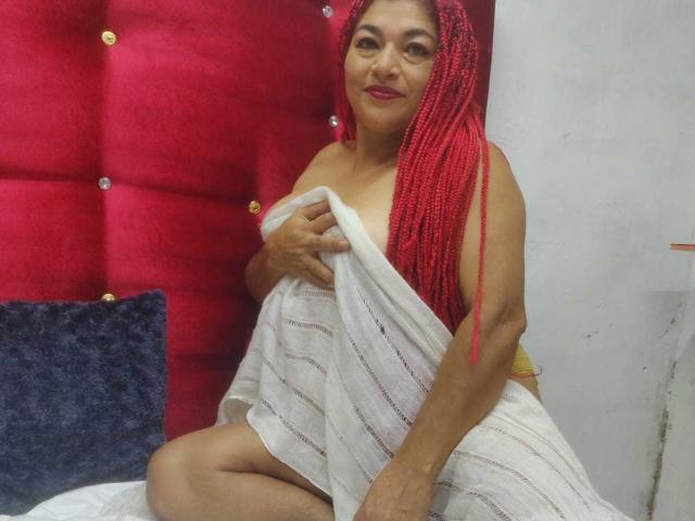 BriannaAngels - Live sex cam - 22900585