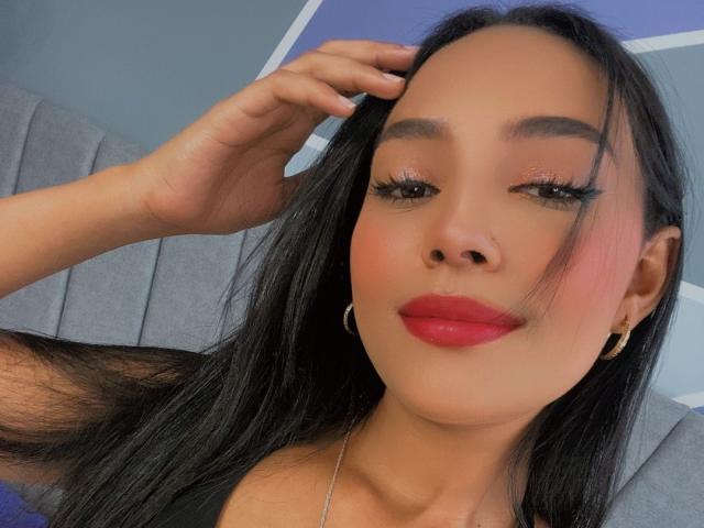 MissCharlotts - Live porn &amp; sex cam - 22900893