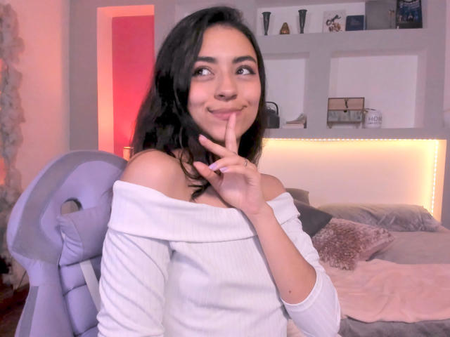 CanelleGarces - Live porn &amp; sex cam - 22901421