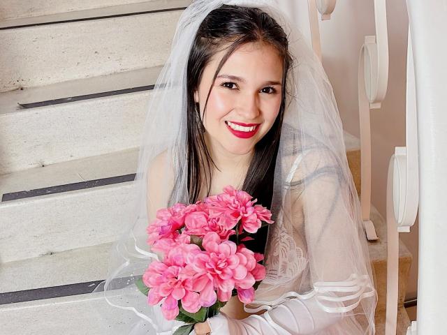 AlessiaPieri - Live porn &amp; sex cam - 22908149