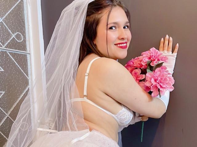 AlessiaPieri - Live porn &amp; sex cam - 22908153