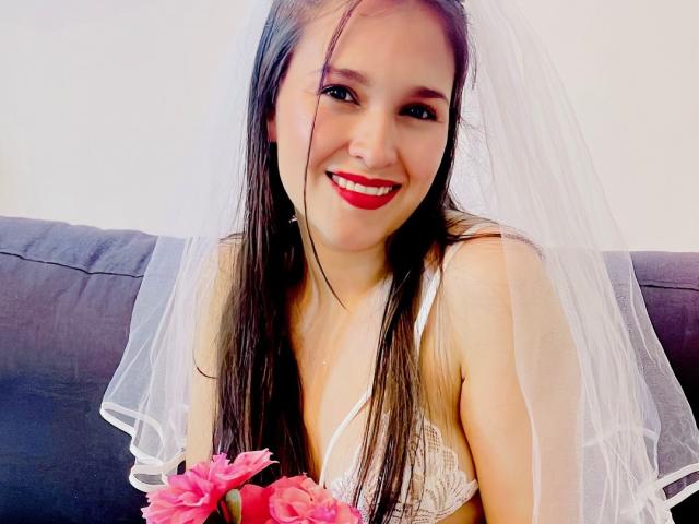 AlessiaPieri - Live porn &amp; sex cam - 22908253