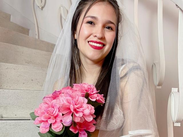 AlessiaPieri - Live porn &amp; sex cam - 22908265