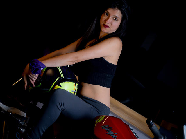 EscarletteEvans - Live porn &amp; sex cam - 22909005