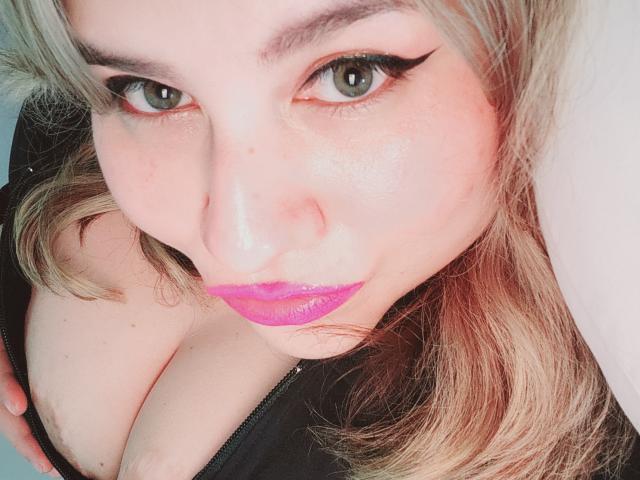 Akkanee - Live Sex Cam - 22909321