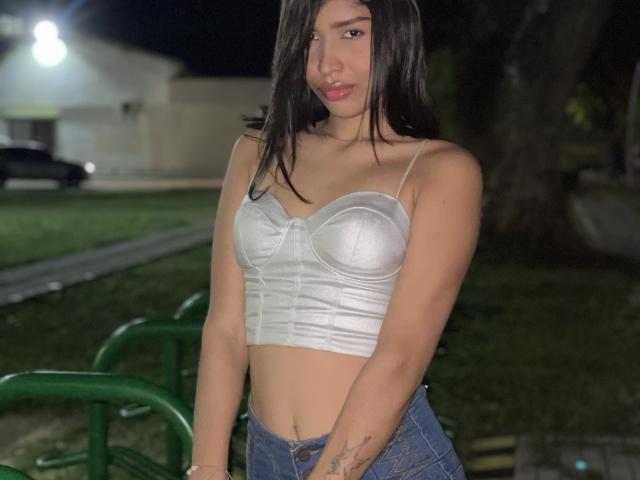 PriscillaRouss - сексуальная веб-камера в реальном времени - 22911593