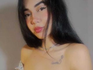 HannaWhiteness - Live porn &amp; sex cam - 22912725