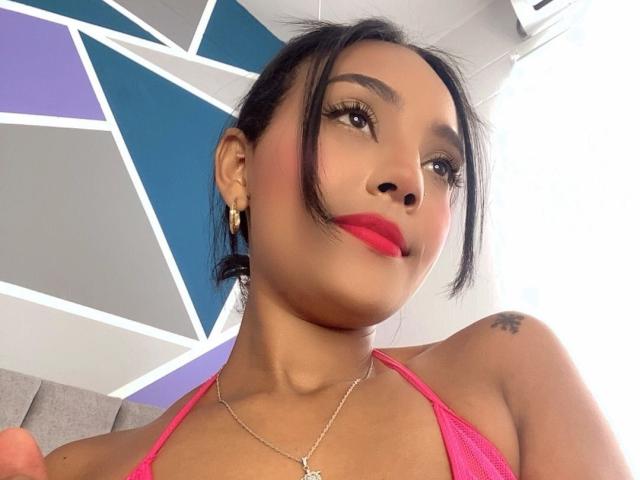 MissCharlotts - Live porn &amp; sex cam - 22912897
