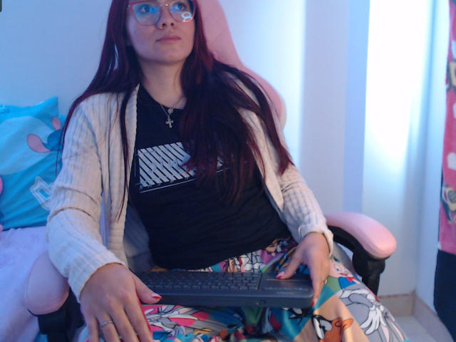 EimmyHoskX - Live porn &amp; sex cam - 22919205