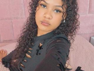 BadraDuquell - Live porn &amp; sex cam - 22919569