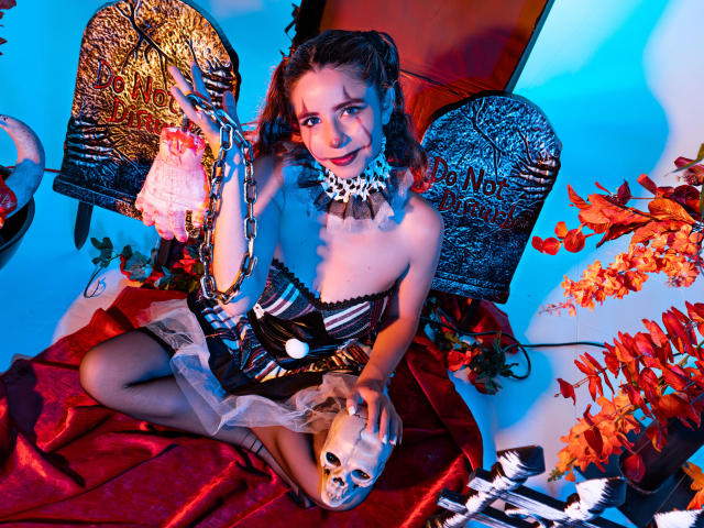 SophieTeller - Live porn &amp; sex cam - 22919785