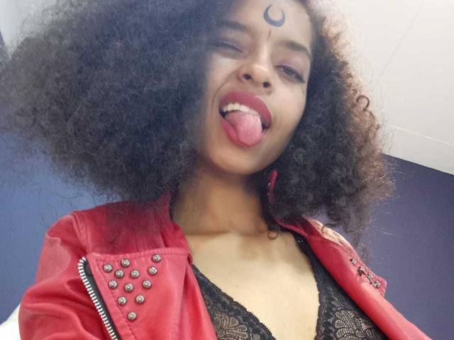 RahiaRobyn - Live porn &amp; sex cam - 22920853