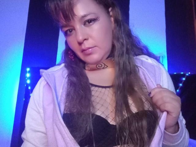 AmandaHotL - Live porn &amp; sex cam - 22923481