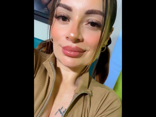 FlowerLiz - Live porn &amp; sex cam - 22928189