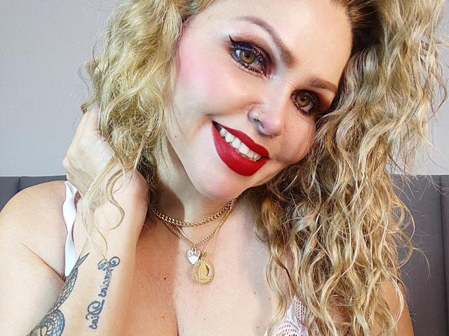 AnnaRichie - Camera khiêu dâm &amp; quyến rũ trực tiếp - 22929705