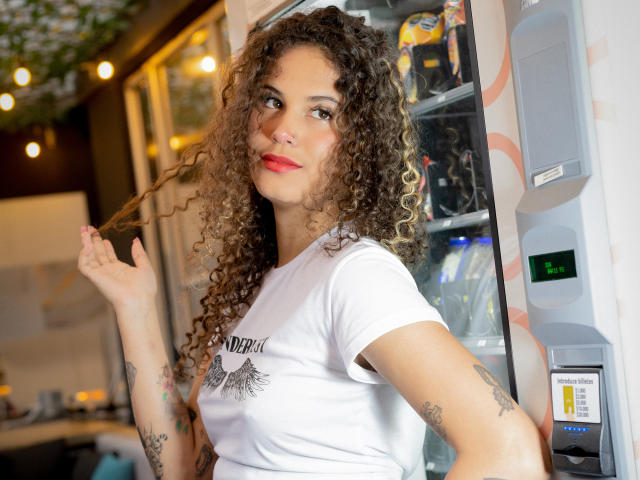 CherrySmoothie - Porno na żywo i seks kamera - 22933493