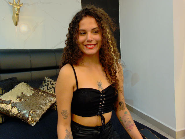 CherrySmoothie - Live porn &amp; sex cam - 22938181