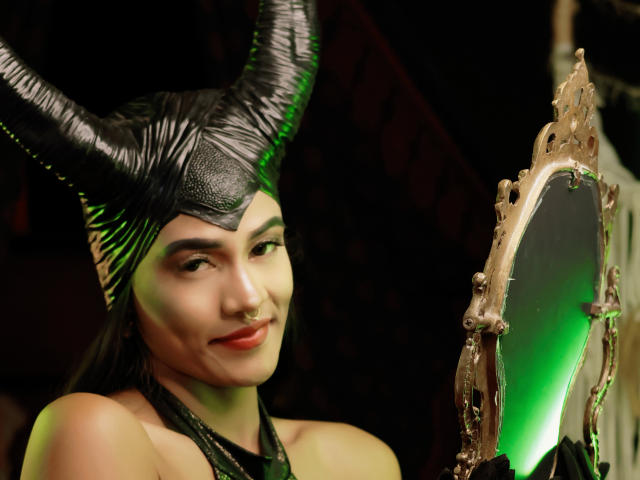 MelisaSavino - сексуальная веб-камера в реальном времени - 22940121