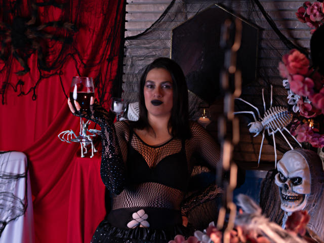 ElizabethVannicelli - сексуальная веб-камера в реальном времени - 22940501